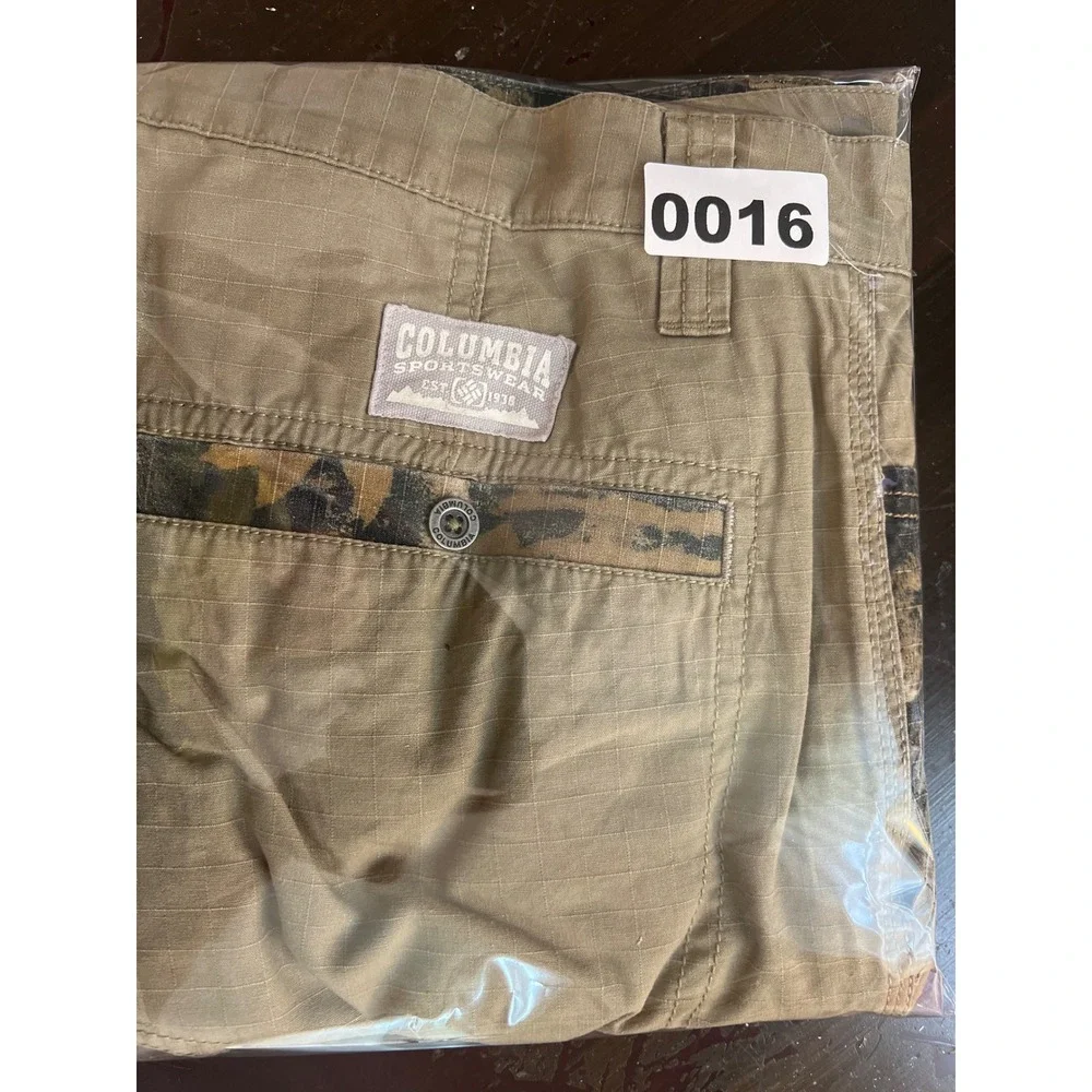 Columbia Lock N' Load Ripstop Khaki Camo  Cargo Pant Mens 36x30 Y2K 90s wide leg